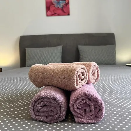 Amans 1 Apartament Pula