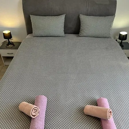 Apartament Amans 1